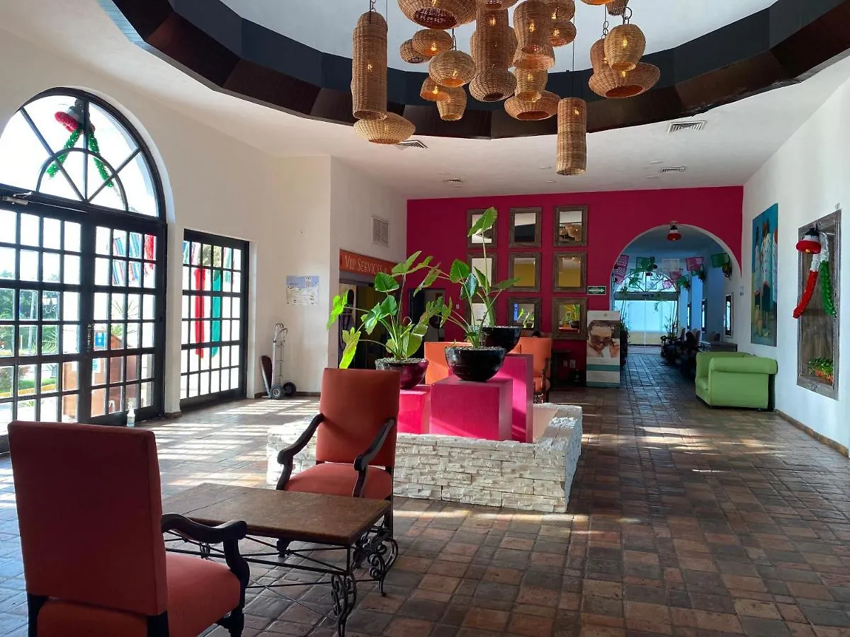 Tropical Apartment Cancún