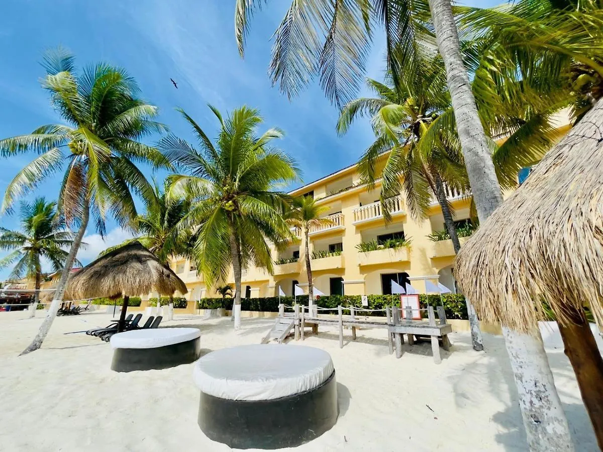 Tropical Apartment Cancún