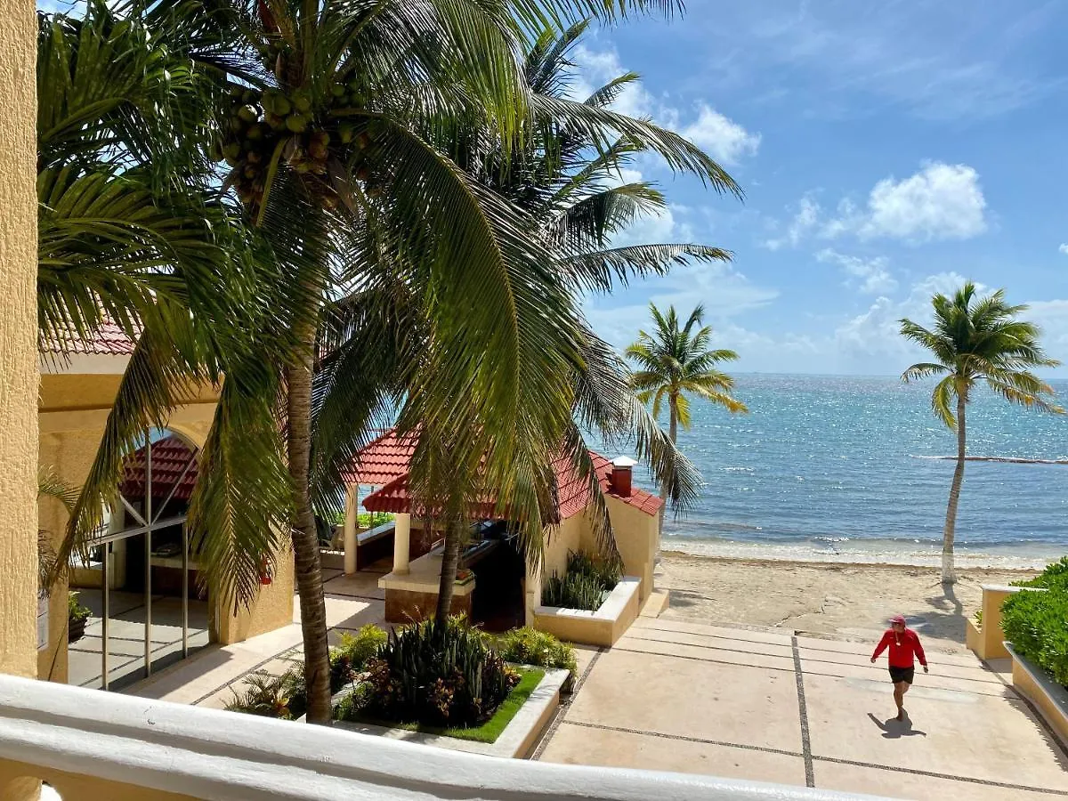 Tropical Apartment Cancún
