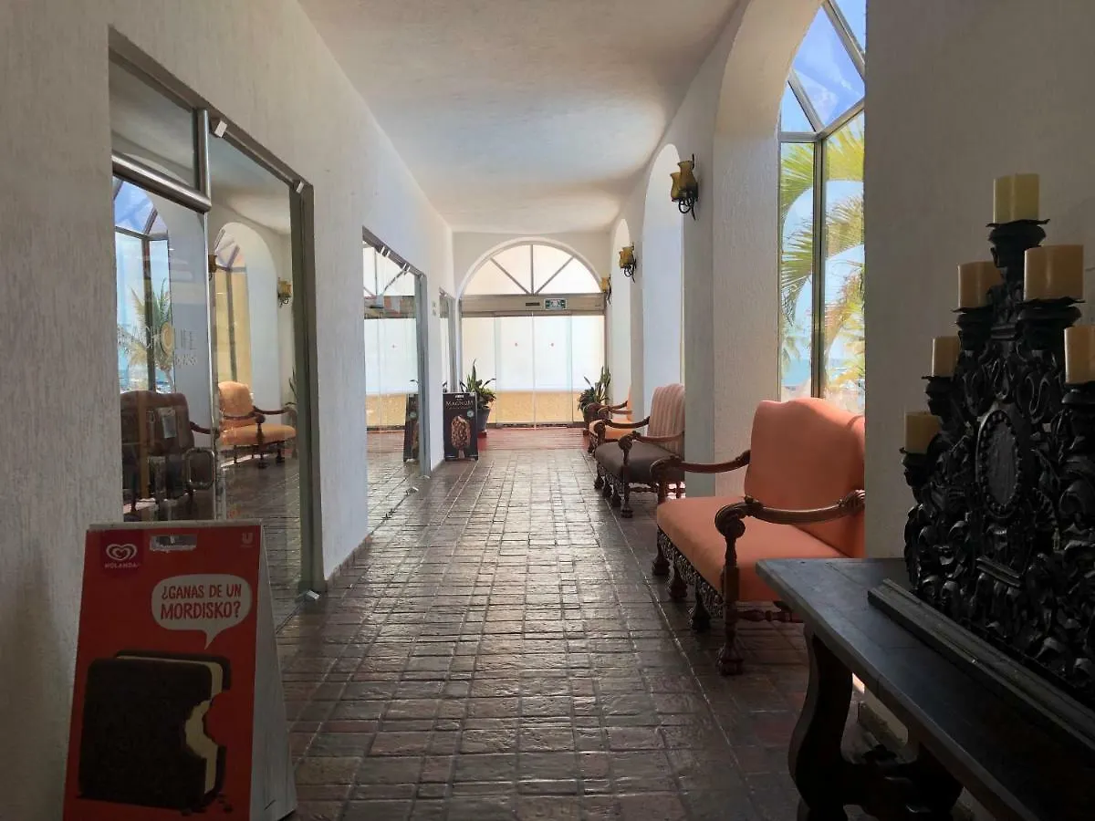 Tropical Apartment Cancún