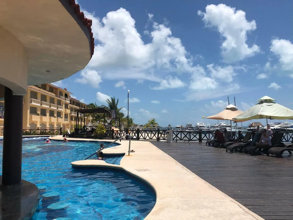 Tropical Apartment Cancún 0*,
